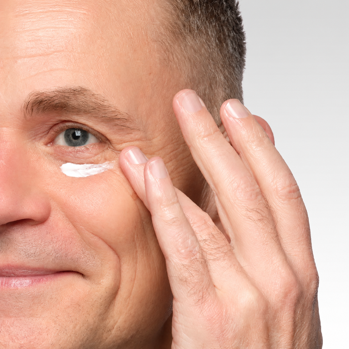 Lacto-PDRN* 4% + B9 Eye Cream